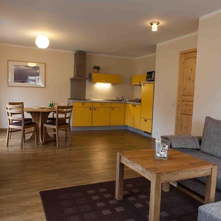 Haus Stoertebeker Appartements - Hotel Garni, Seebad Лубмин Екстериор снимка