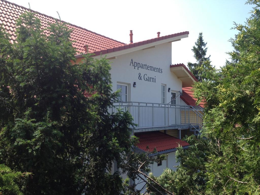 Haus Stoertebeker Appartements - Hotel Garni, Seebad Лубмин Екстериор снимка