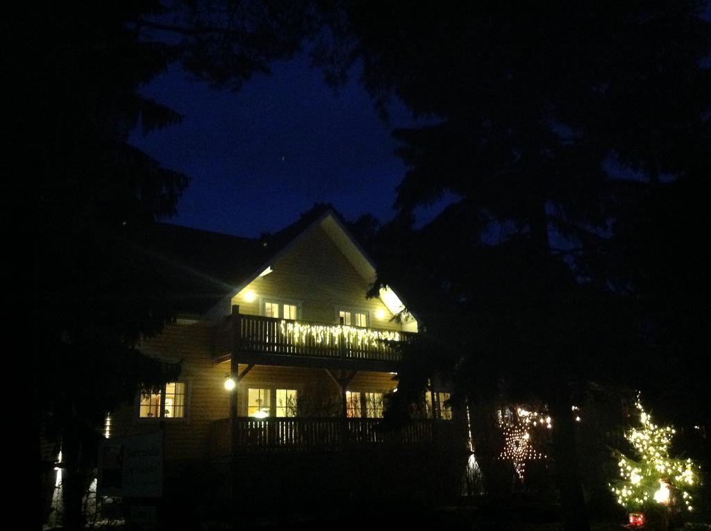 Haus Stoertebeker Appartements - Hotel Garni, Seebad Лубмин Екстериор снимка