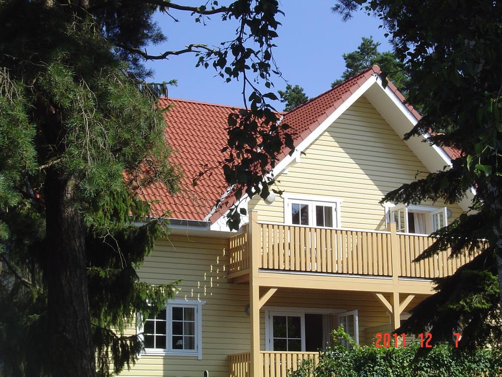 Haus Stoertebeker Appartements - Hotel Garni, Seebad Лубмин Екстериор снимка