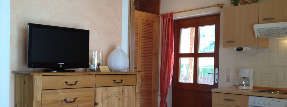 Haus Stoertebeker Appartements - Hotel Garni, Seebad Лубмин Екстериор снимка