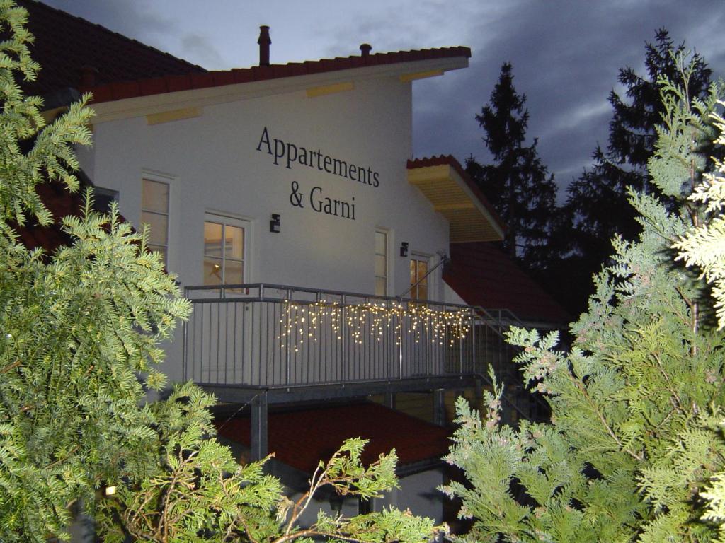 Haus Stoertebeker Appartements - Hotel Garni, Seebad Лубмин Екстериор снимка