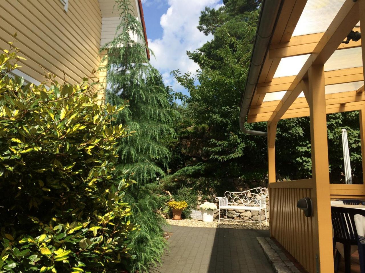 Haus Stoertebeker Appartements - Hotel Garni, Seebad Лубмин Екстериор снимка